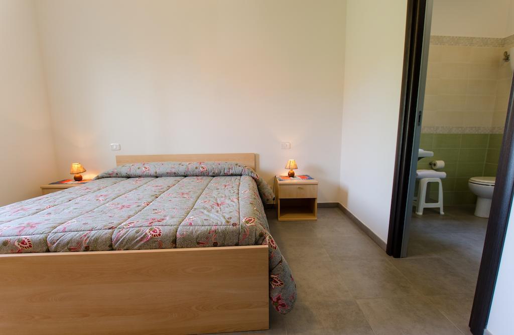 Hotel Il Pozzetto Ravigliano Camera foto